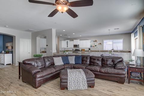2815 E Anika Dr, Gilbert, AZ 85298 photo 11