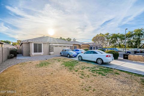1016 S Hazel Ct, Gilbert, AZ 85296 photo 1