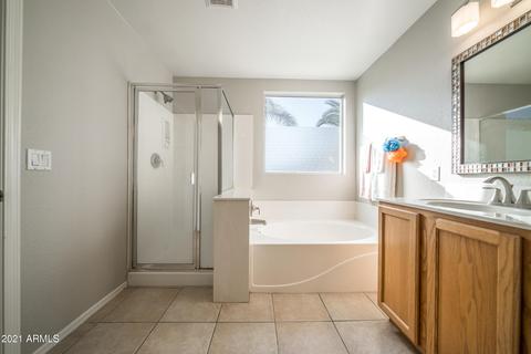 9829 E Knowles Ave, Mesa, AZ 85209 photo 8