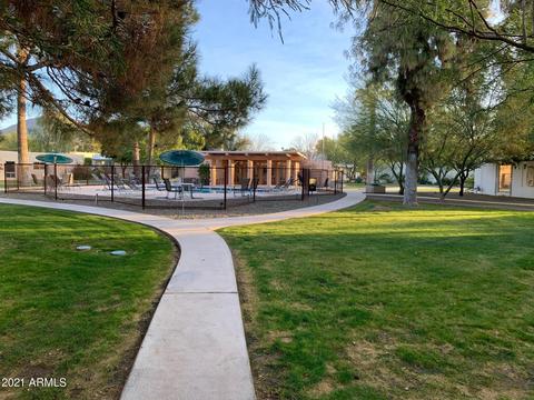 4826 Earll Dr, Phoenix, AZ 85018 photo 2
