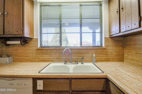 2007 W Orangewood Ave, Phoenix, AZ 85021 photo 5
