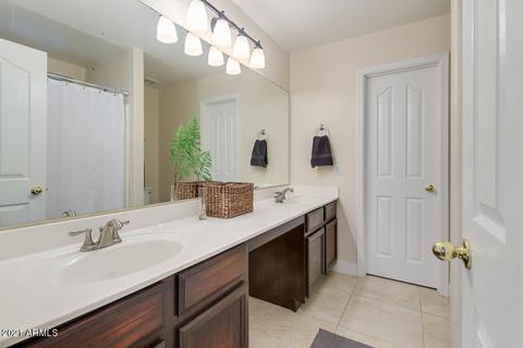 3733 E Washington Ct, Gilbert, AZ 85234 photo 23