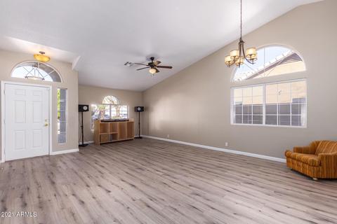 2195 E Sherri Dr, Gilbert, AZ 85296 photo 3