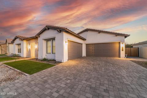 1693 Everglade Ln, Gilbert, AZ 85298 photo 2