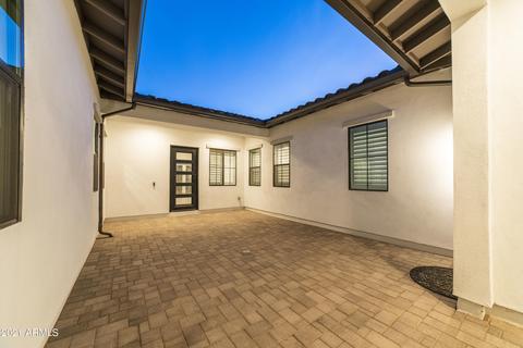 1693 Everglade Ln, Gilbert, AZ 85298 photo 3