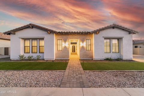 1693 Everglade Ln, Gilbert, AZ 85298 photo 1