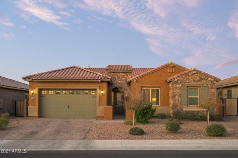 2758 E Indian Wells Dr, Gilbert, AZ 85298 photo 1
