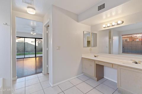 4516 E Wildwood Dr, Phoenix, AZ 85048 photo 9
