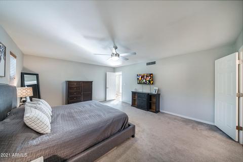 210 E Berridge Ln, Phoenix, AZ 85012 photo 17