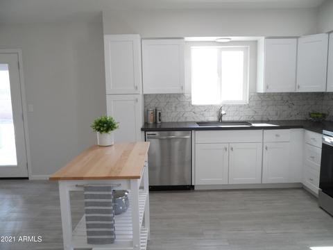 2727 E Contessa St, Mesa, AZ 85213 photo 6
