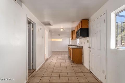 723 E Sunnyslope Ln, Phoenix, AZ 85020 photo 3