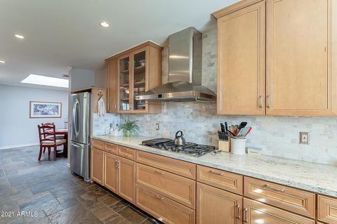 3512 E Highland Ave, Phoenix, AZ 85018 photo 9