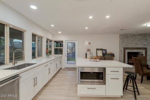2349 E Sahuaro Dr, Phoenix, AZ 85028 photo 7