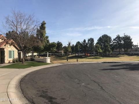 1842 E Cortez Dr, Gilbert, AZ 85234 photo 4