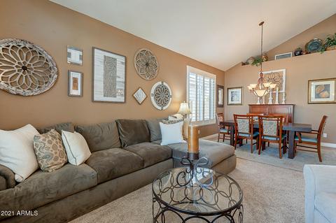 519 E Betsy Ln, Gilbert, AZ 85296 photo 13