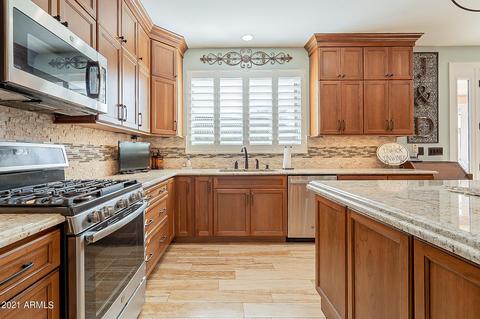 519 E Betsy Ln, Gilbert, AZ 85296 photo 29