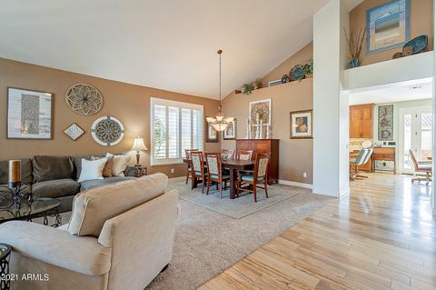 519 E Betsy Ln, Gilbert, AZ 85296 photo 17
