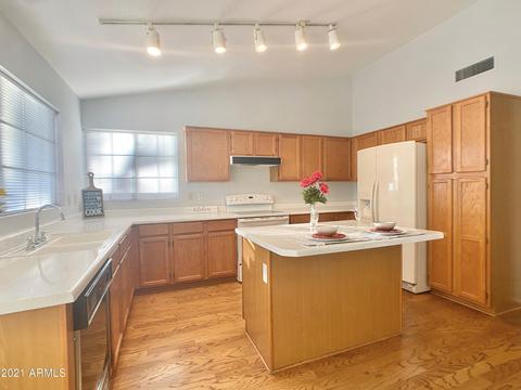 4339 E Brookwood Ct, Phoenix, AZ 85048 photo 6