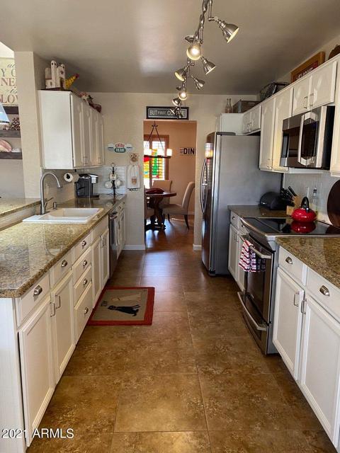 1952 E Lodge Dr, Tempe, AZ 85283 photo 9