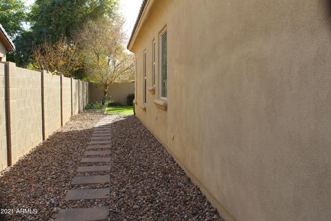 3067 E Maplewood St, Gilbert, AZ 85297 photo 7