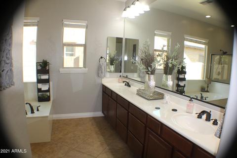 3067 E Maplewood St, Gilbert, AZ 85297 photo 54