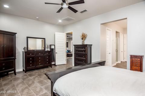 912 E Parkview Dr, Gilbert, AZ 85295 photo 13