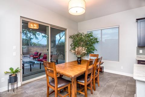 912 E Parkview Dr, Gilbert, AZ 85295 photo 9