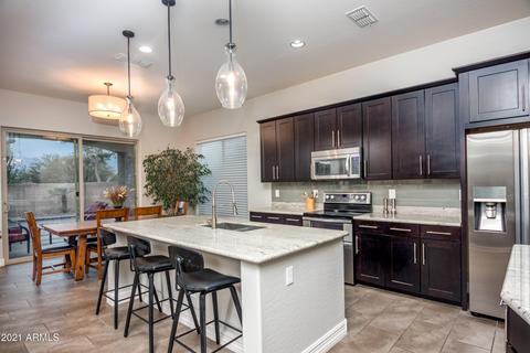 912 E Parkview Dr, Gilbert, AZ 85295 photo 8