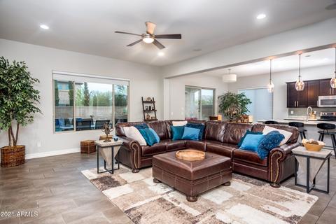 912 E Parkview Dr, Gilbert, AZ 85295 photo 6