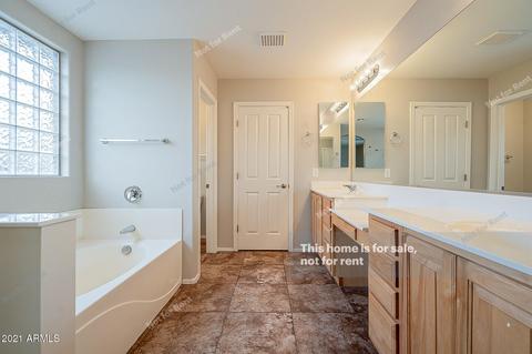 2704 S Hansen Dr, Gilbert, AZ 85295 photo 4