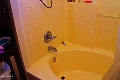2618 E Beautiful Ln, Phoenix, AZ 85042 photo 5