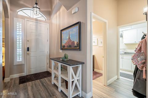 2897 S Birch Way, Gilbert, AZ 85295 photo 8