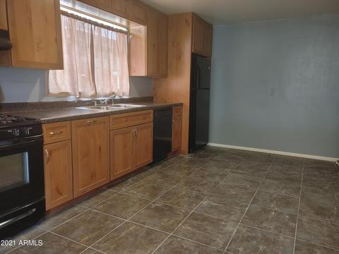 340 S Tebbs St, Globe, AZ 85501 photo 4