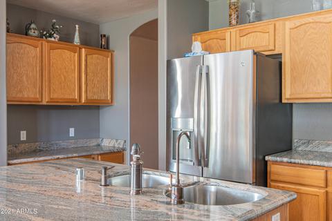 5621 W Soft Wind Dr, Glendale, AZ 85310 photo 18