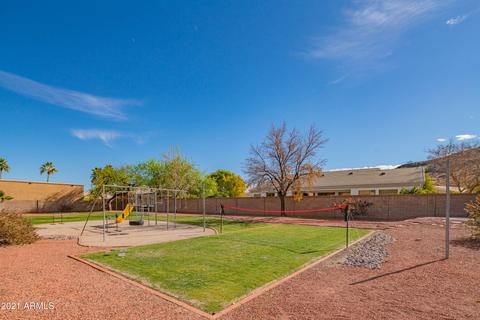 5621 W Soft Wind Dr, Glendale, AZ 85310 photo 6