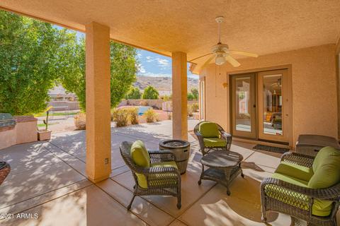 5621 W Soft Wind Dr, Glendale, AZ 85310 photo 9
