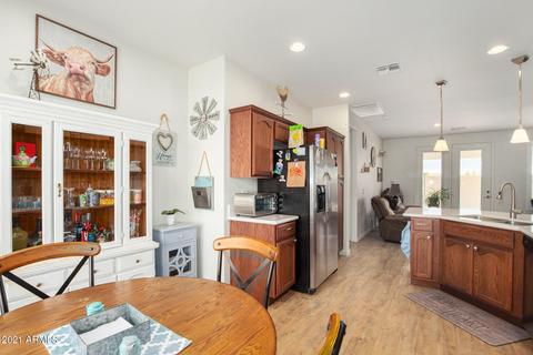 11233 E Posada Ave, Mesa, AZ 85212 photo 9