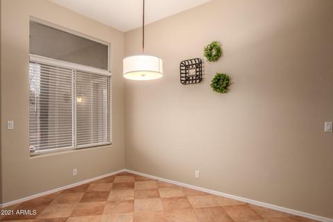 906 E Beautiful Ln, Phoenix, AZ 85042 photo 9