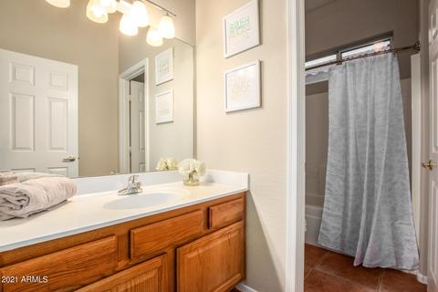 906 E Beautiful Ln, Phoenix, AZ 85042 photo 16