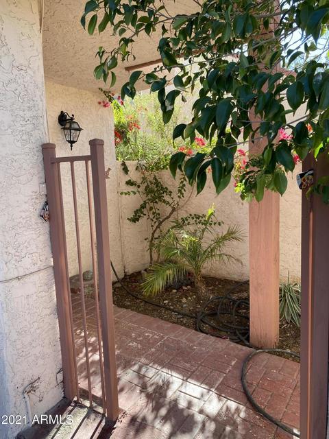 2145 E Sanos Dr, Tempe, AZ 85281 photo 2