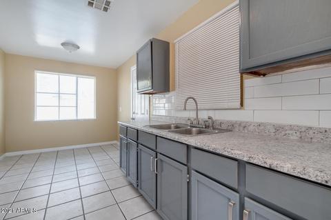 2 W Harwell Rd, Phoenix, AZ 85041 photo 11