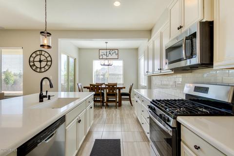 2737 E Cozettas Ct, Gilbert, AZ 85298 photo 7