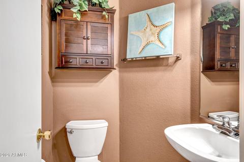 2065 N 29th Pl, Mesa, AZ 85213 photo 6