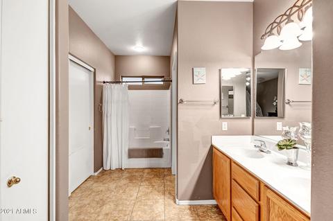 2065 N 29th Pl, Mesa, AZ 85213 photo 9
