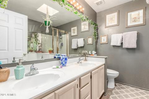 3745 E Taro Ln, Phoenix, AZ 85050 photo 22