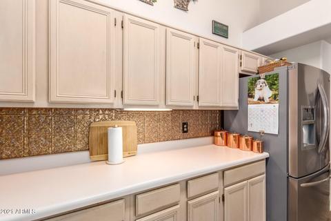 3745 E Taro Ln, Phoenix, AZ 85050 photo 13