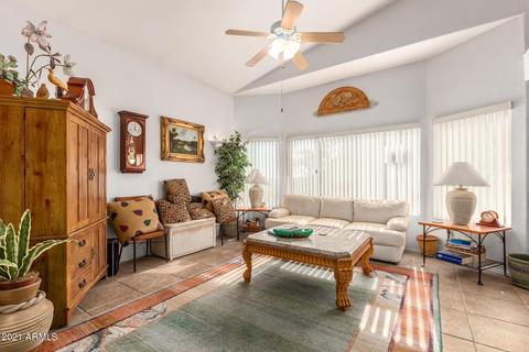 3745 E Taro Ln, Phoenix, AZ 85050 photo 4