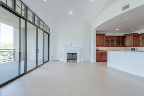 8 Biltmore Est #313, Phoenix, AZ 85016 photo 10