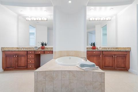 8 Biltmore Est #313, Phoenix, AZ 85016 photo 26