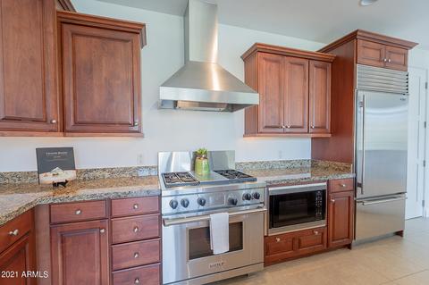 8 Biltmore Est #313, Phoenix, AZ 85016 photo 14